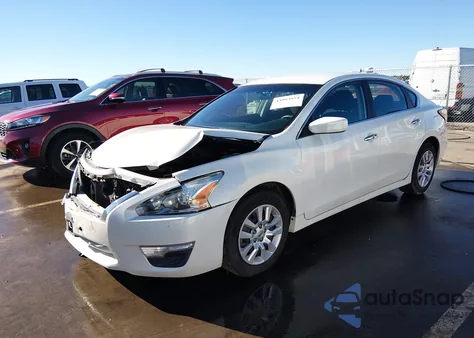 2014 Nissan Altima 2.5/2.5 S/2.5 Sl/2.5 Sv z USA, uszkodzony, nr VIN 1N4AL3AP5EN381238